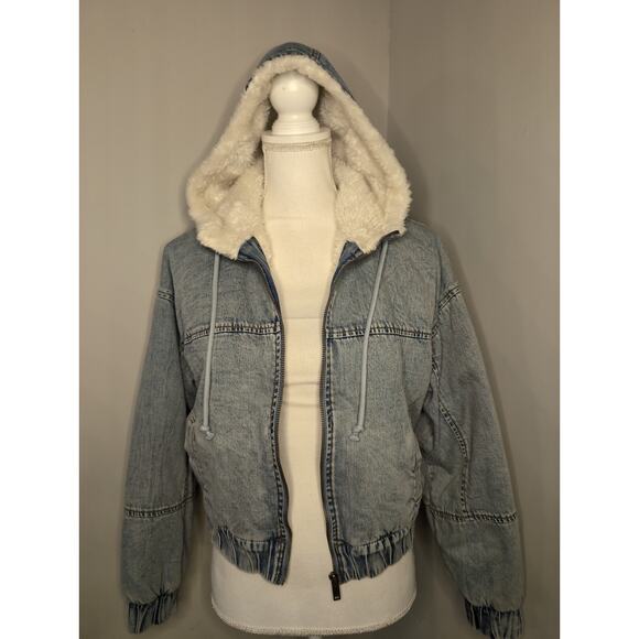 American Eagle NWT denim fur crop bomber jacket XS - Picture 6 of 9